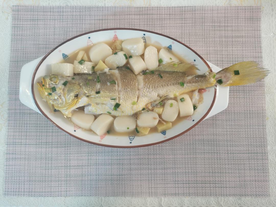 黄鱼烧年糕（一万多一例的菜品在家便宜做）