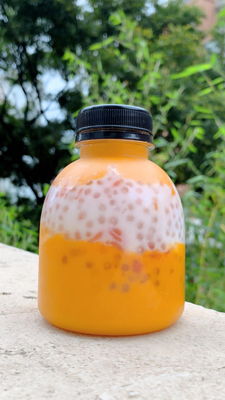 港式甜品——杨枝甘露(芒果西米露)附芒果花切法