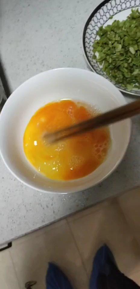 春芽炒鸡蛋