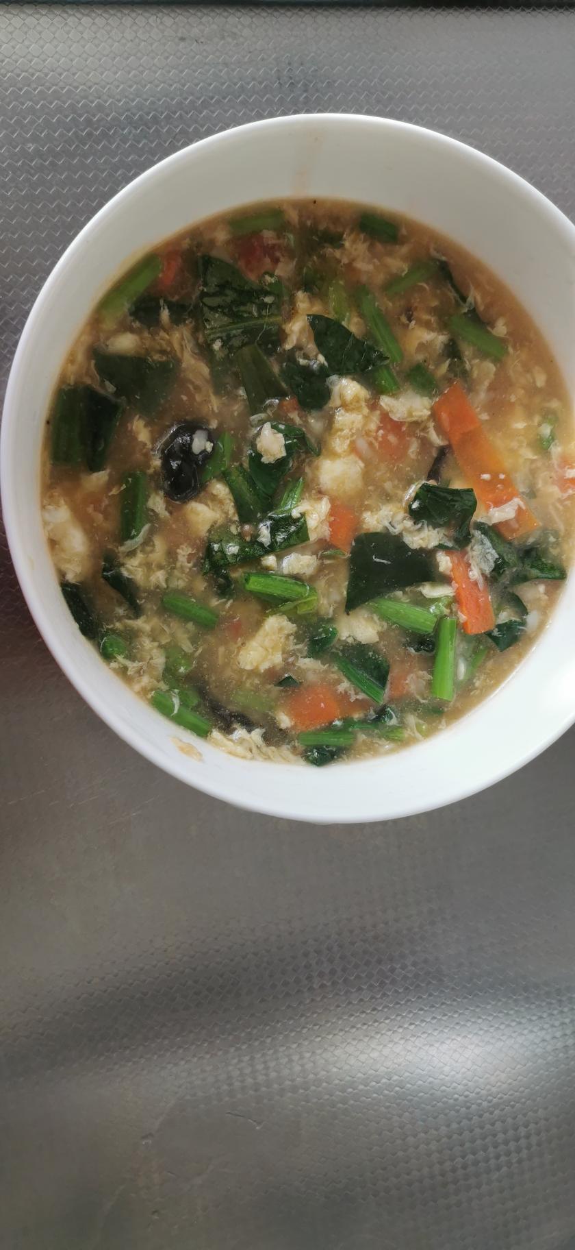 美味养生的家乡味道～西红柿鸡蛋疙瘩汤的做法