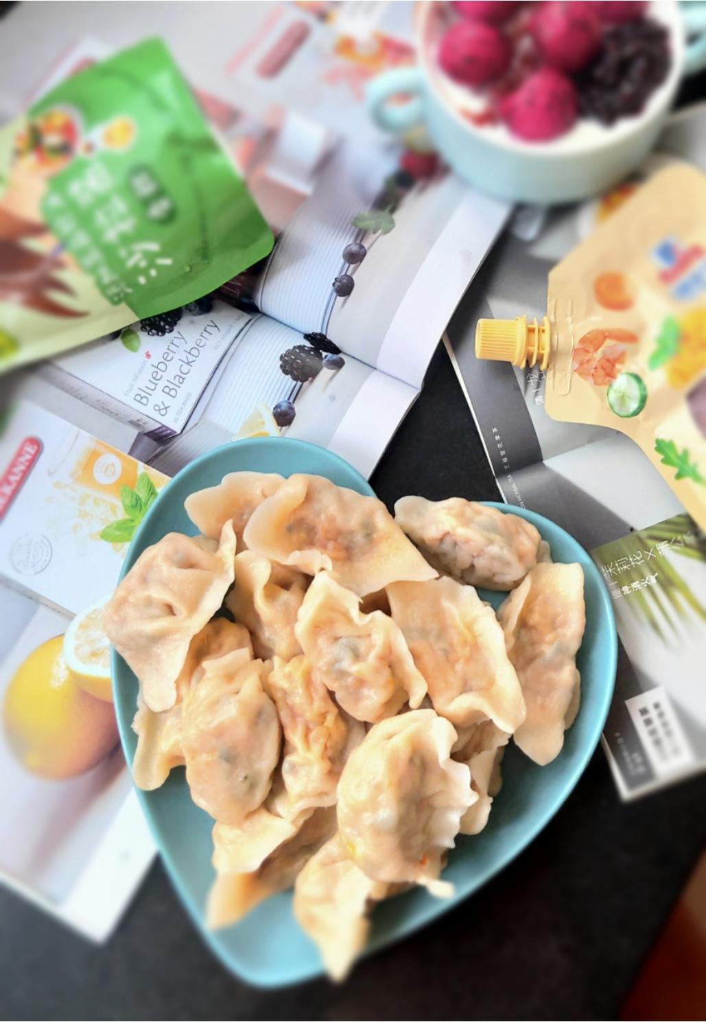 南北方新春饺子宴之：干捞水饺VS鲜汤水饺
（荠菜馅儿）