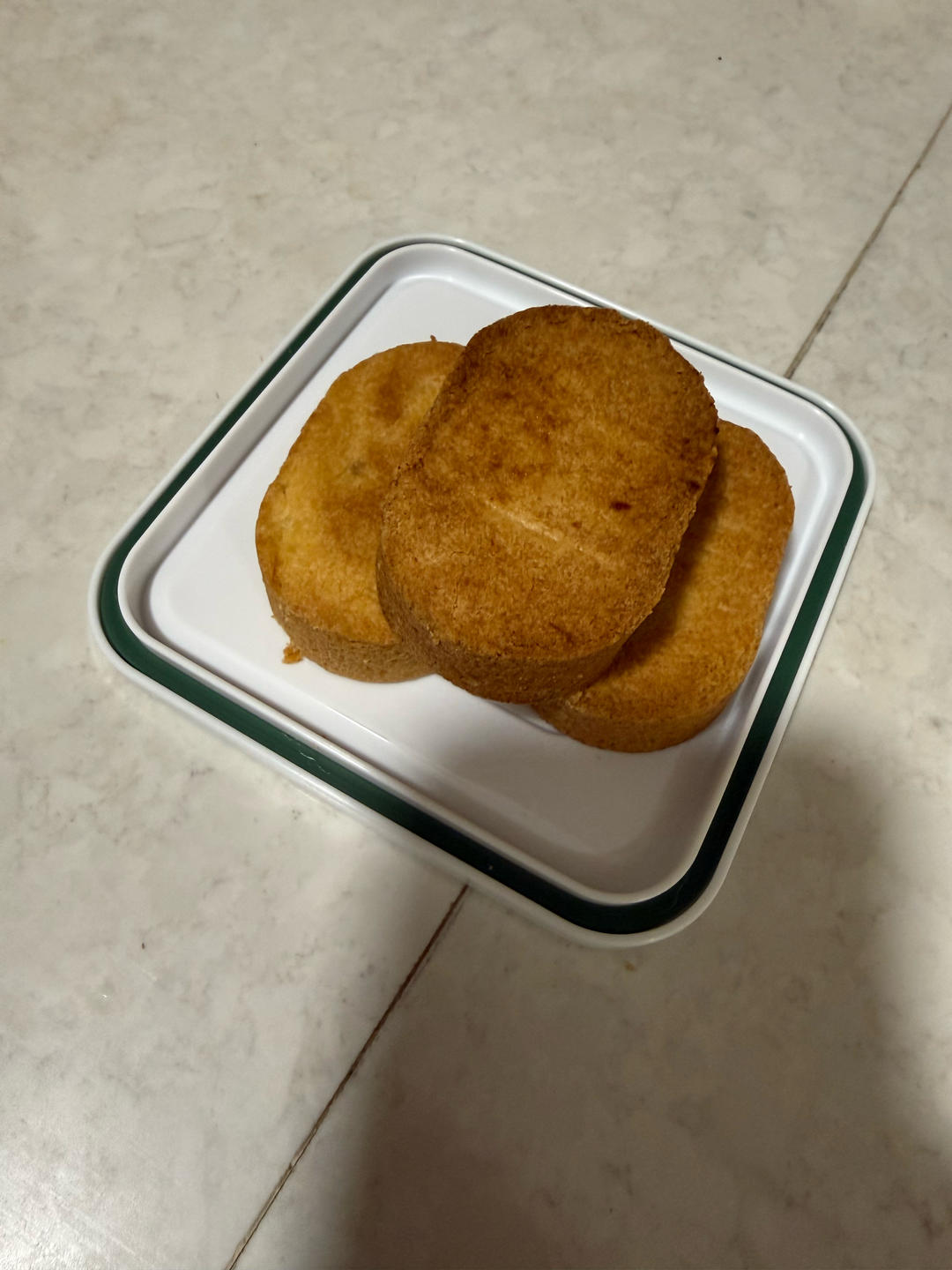 【纯手作】琥珀拉丝土凤梨酥