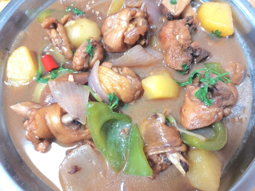 好吃到原地爆炸的黄焖鸡