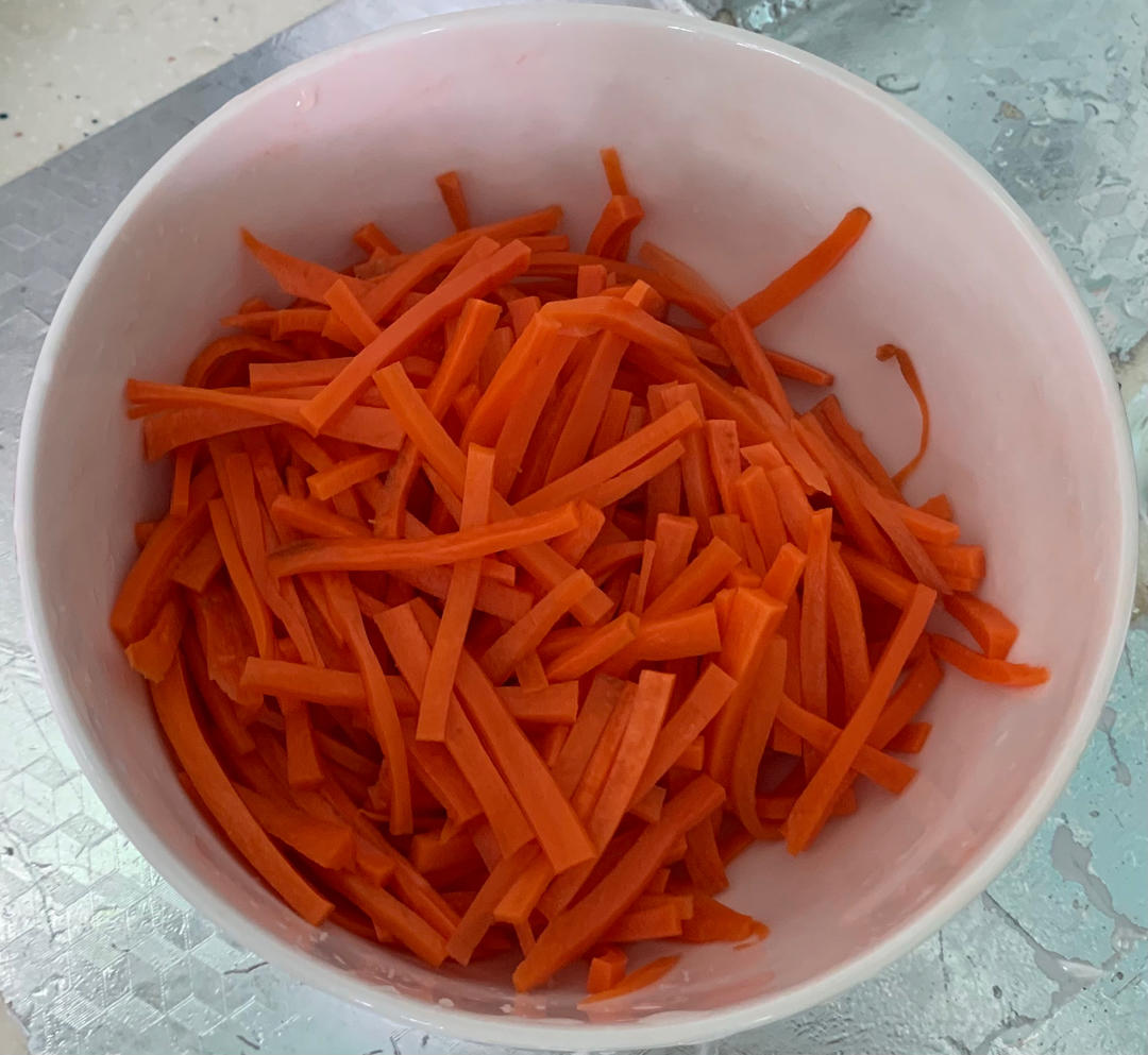 虫草花蒸鸡【6月北鼎珐琅铸铁锅食谱】