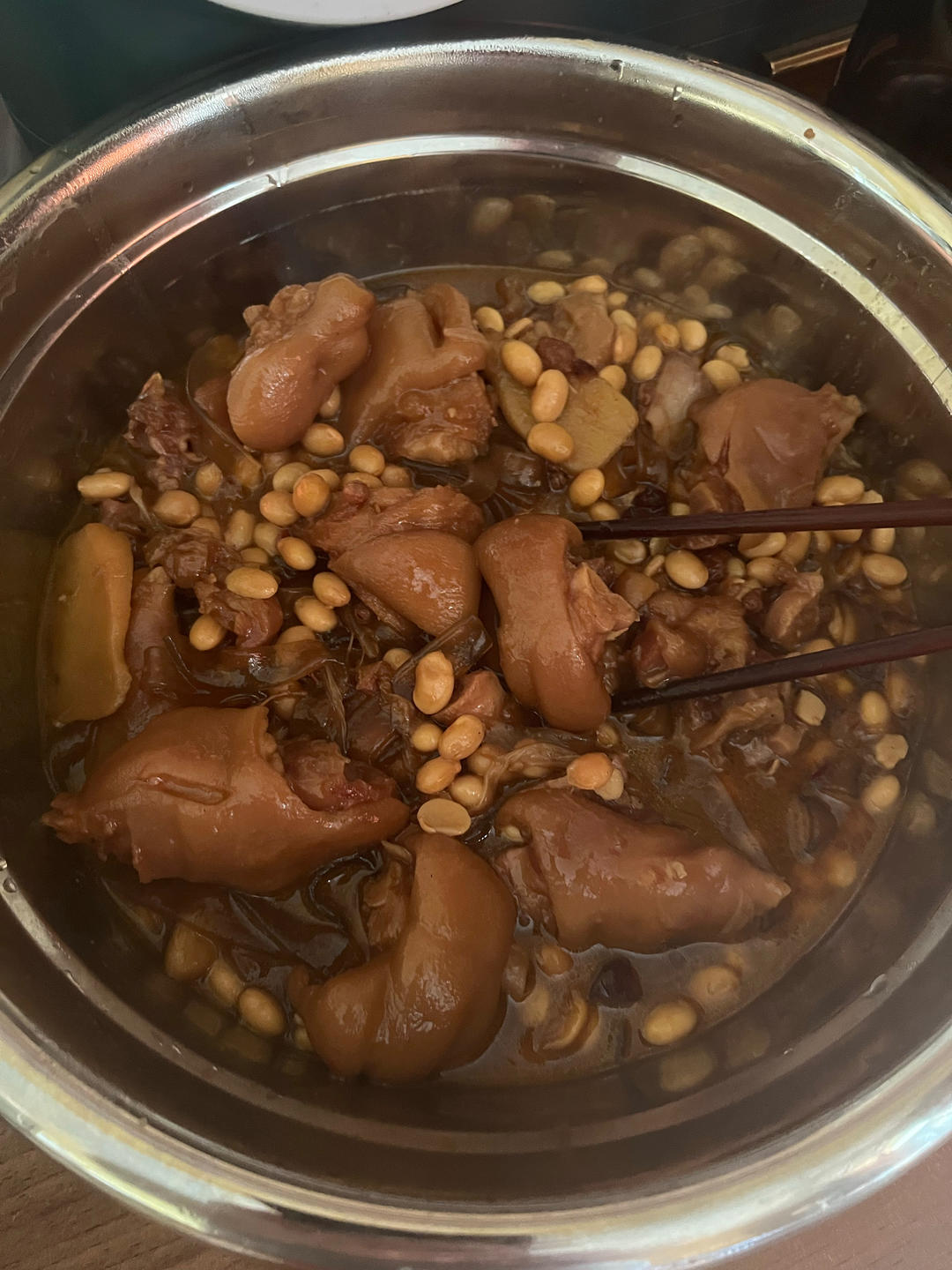 极简版酱焖猪蹄30分钟