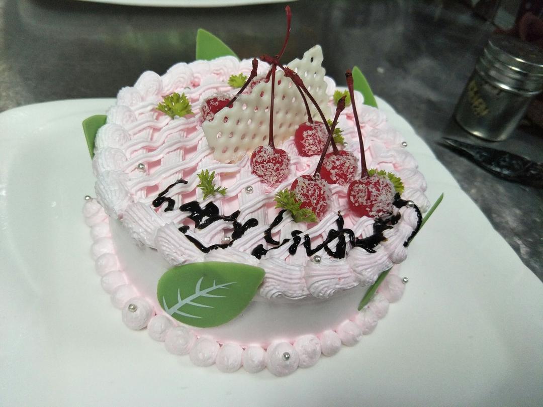生日蛋糕裱花制作