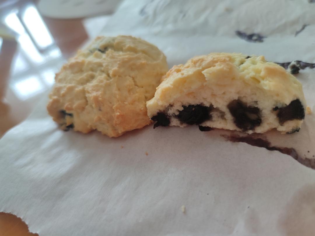 爆浆蓝莓司康饼   Blueberry Scones