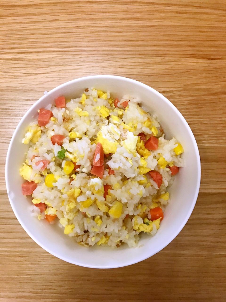 家常蛋炒饭