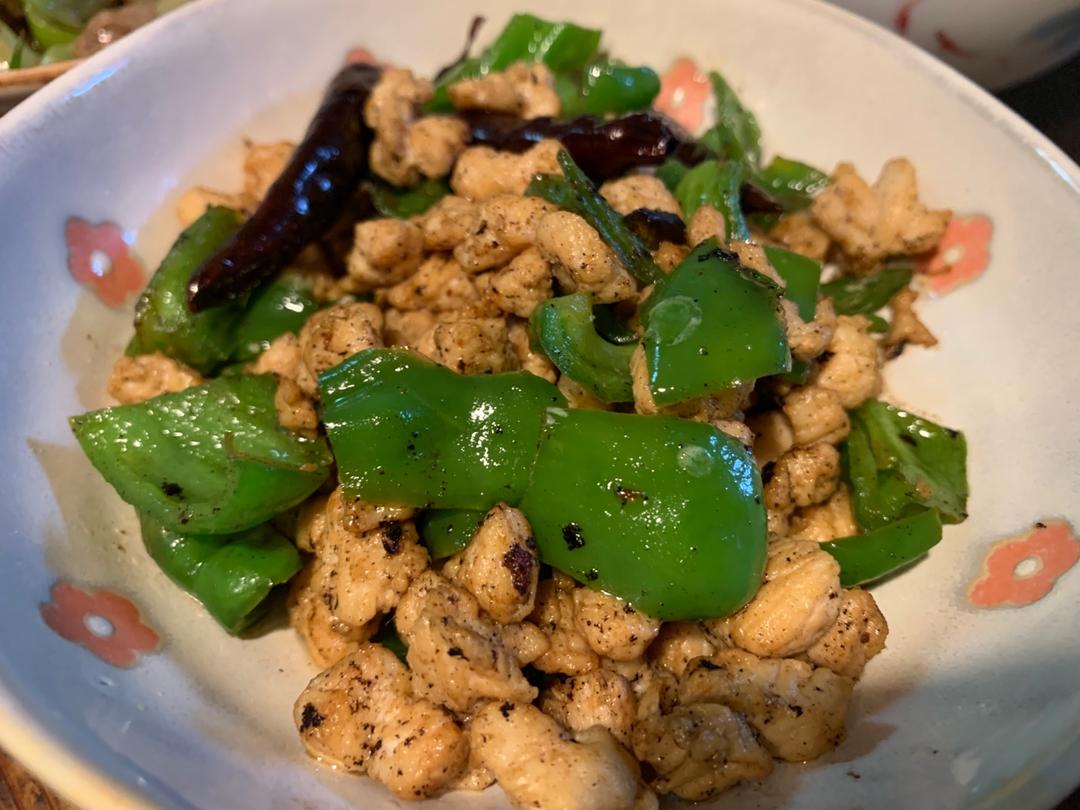青椒炒鸡腿肉（大厨级别）
