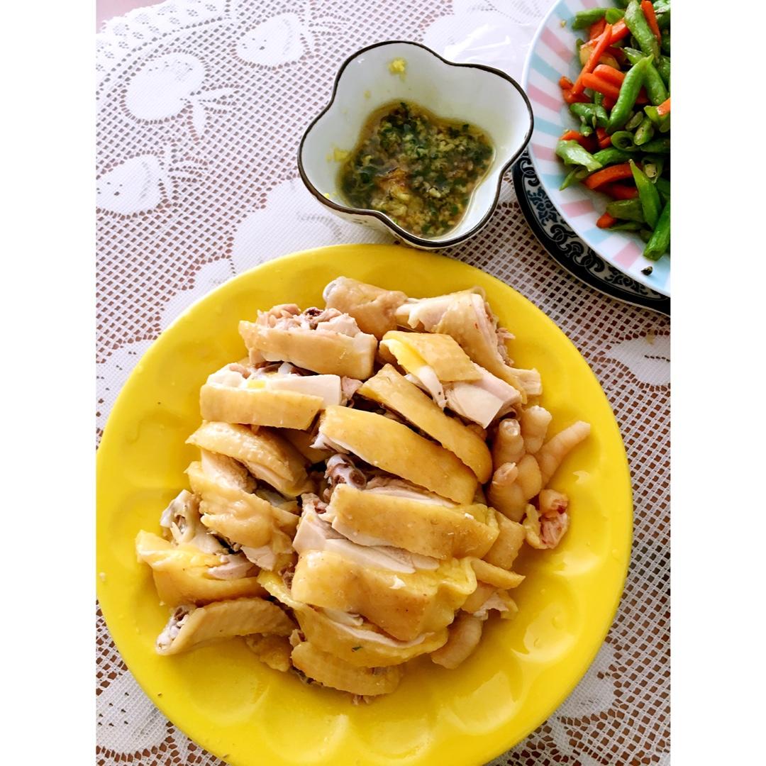 白切鸡（含蘸料做法）