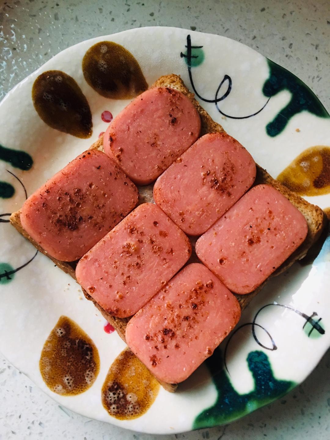 早餐自制三明治🥪的做法 步骤3