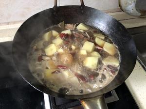 土豆烧牛排骨的做法 步骤7