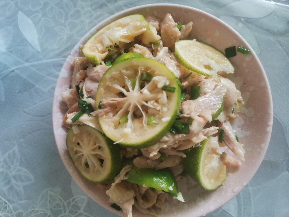 手撕柠檬鸡腿肉