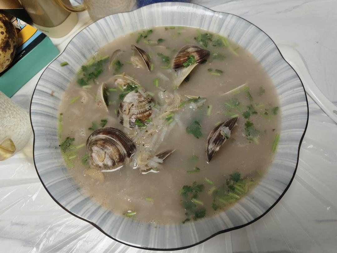 萝卜鲜贝汤，冬天喝它太舒服了