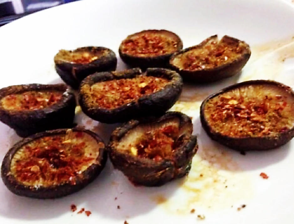 美味多汁的蒜蓉烤香菇|好吃不长肉