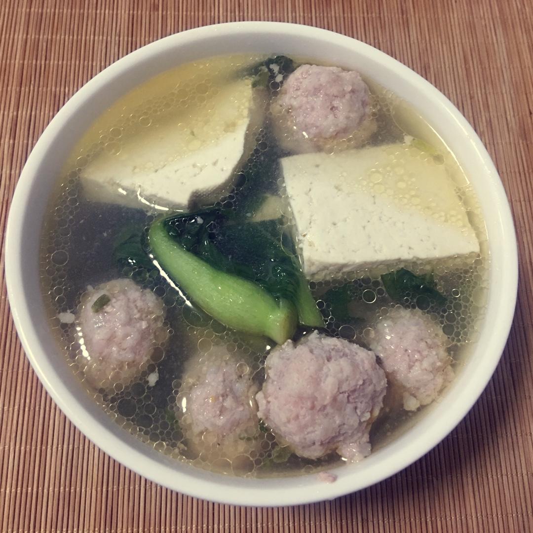 青菜肉丸汤