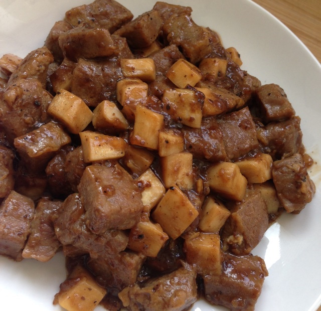 黑椒年糕牛肉粒