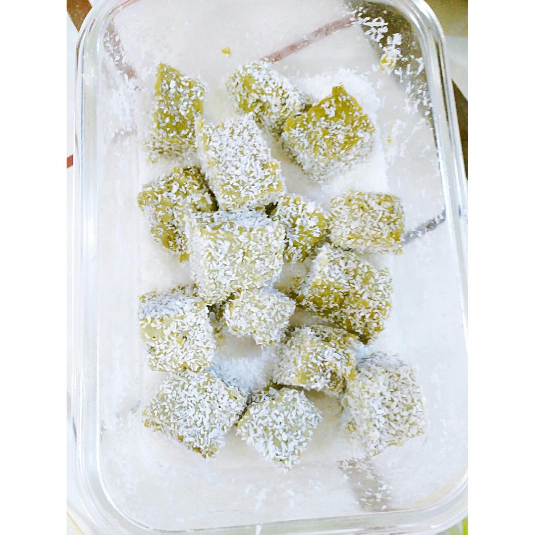 椰蓉牛奶小方