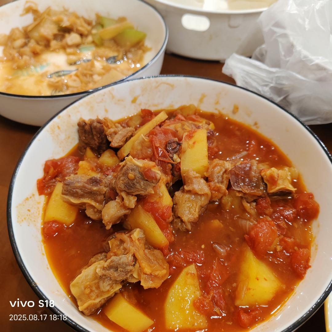 番茄土豆牛腩煲（电饭煲）