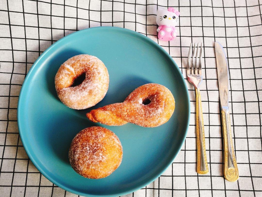 多拿滋甜甜圈&扭扭面包&豆沙面包
