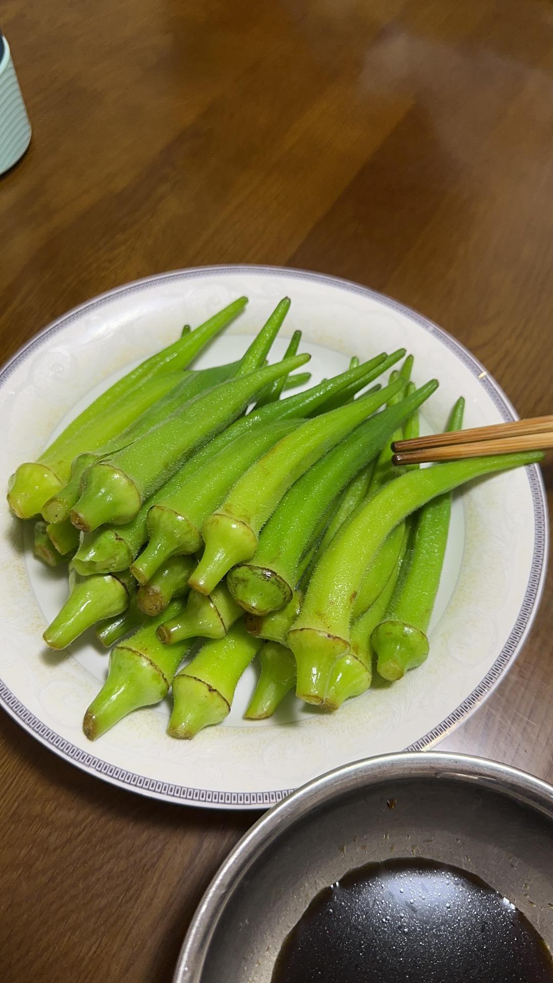 白水煮秋葵（含蘸料做法）