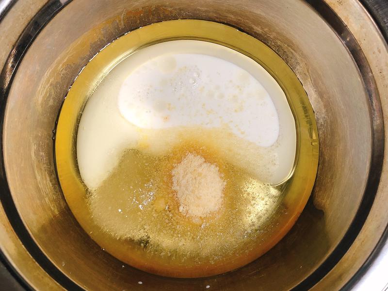 纯奶手撕吐司的做法 步骤1