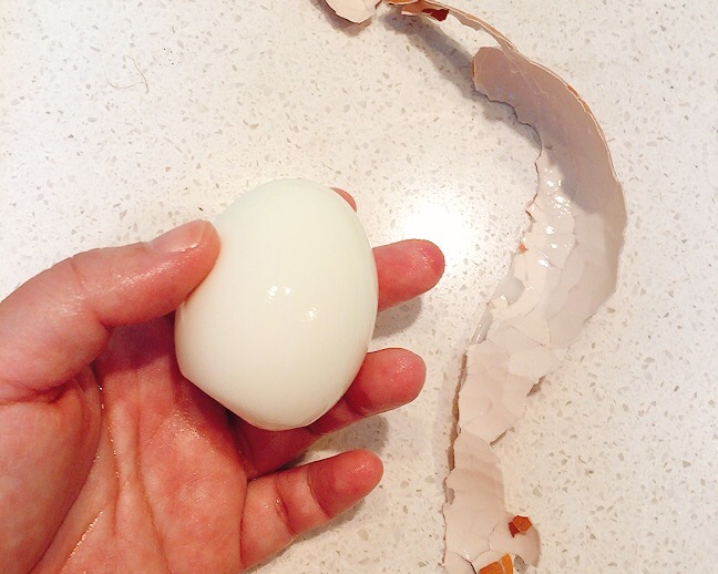 嫩嫩的卤蛋（附完美煮蛋剥蛋法）的做法 步骤8