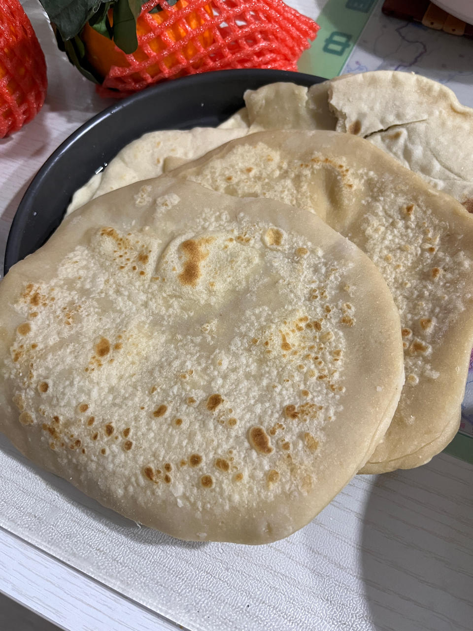 烙春饼(用视频告诉你，这饼有多软)