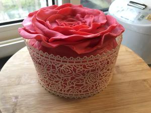巧克力红玫瑰生日蛋糕的做法 步骤23