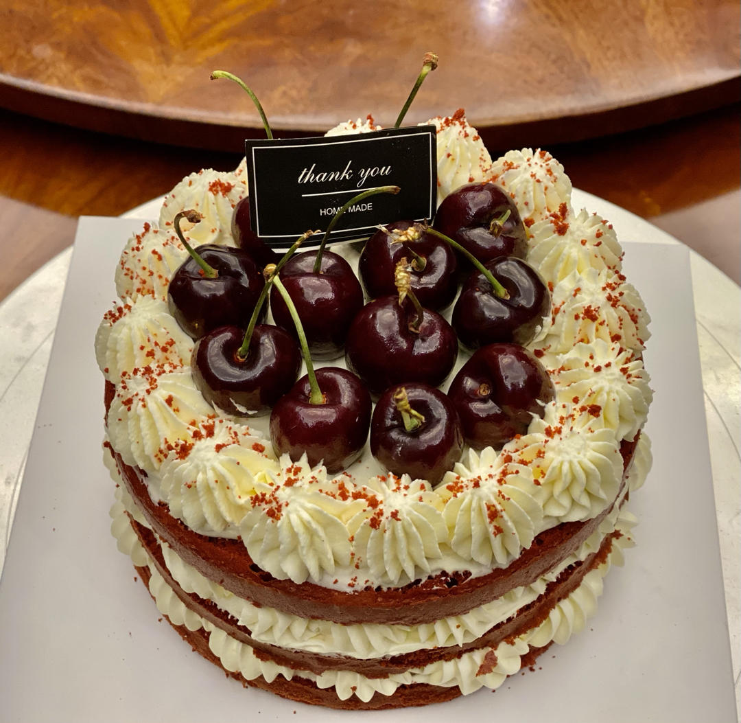 曼食慢语丨车厘子红丝绒蛋糕