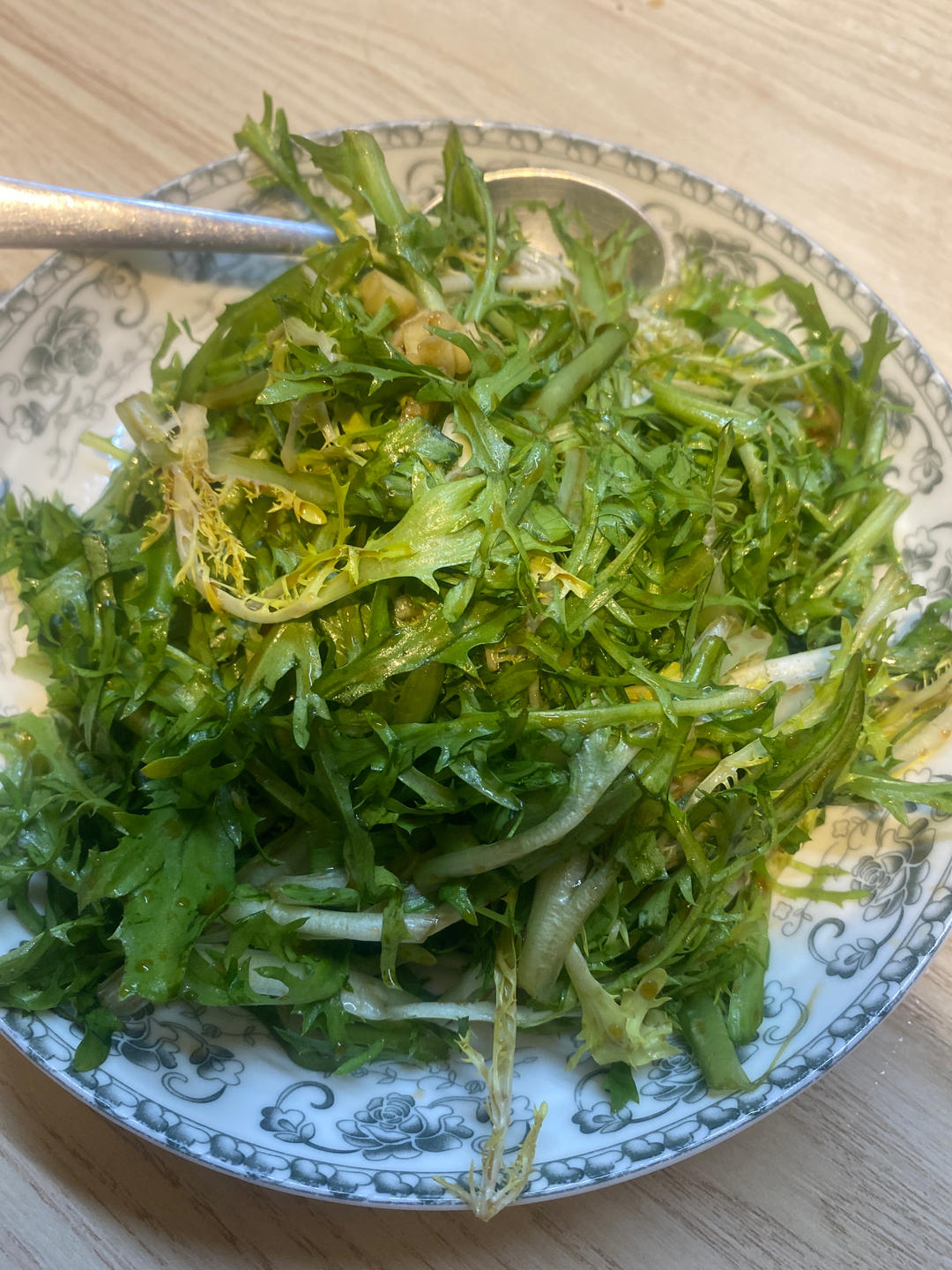 凉拌苦菊——简单爽口