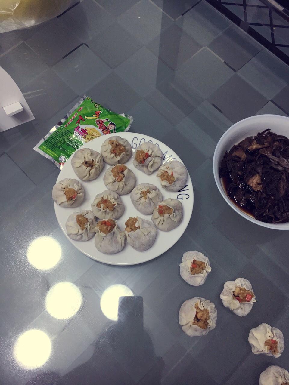 鸡胸肉烧麦的做法