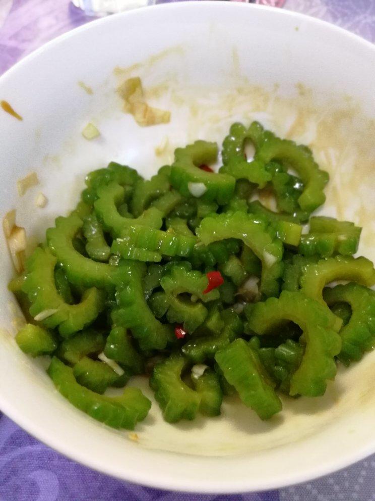 凉拌苦瓜