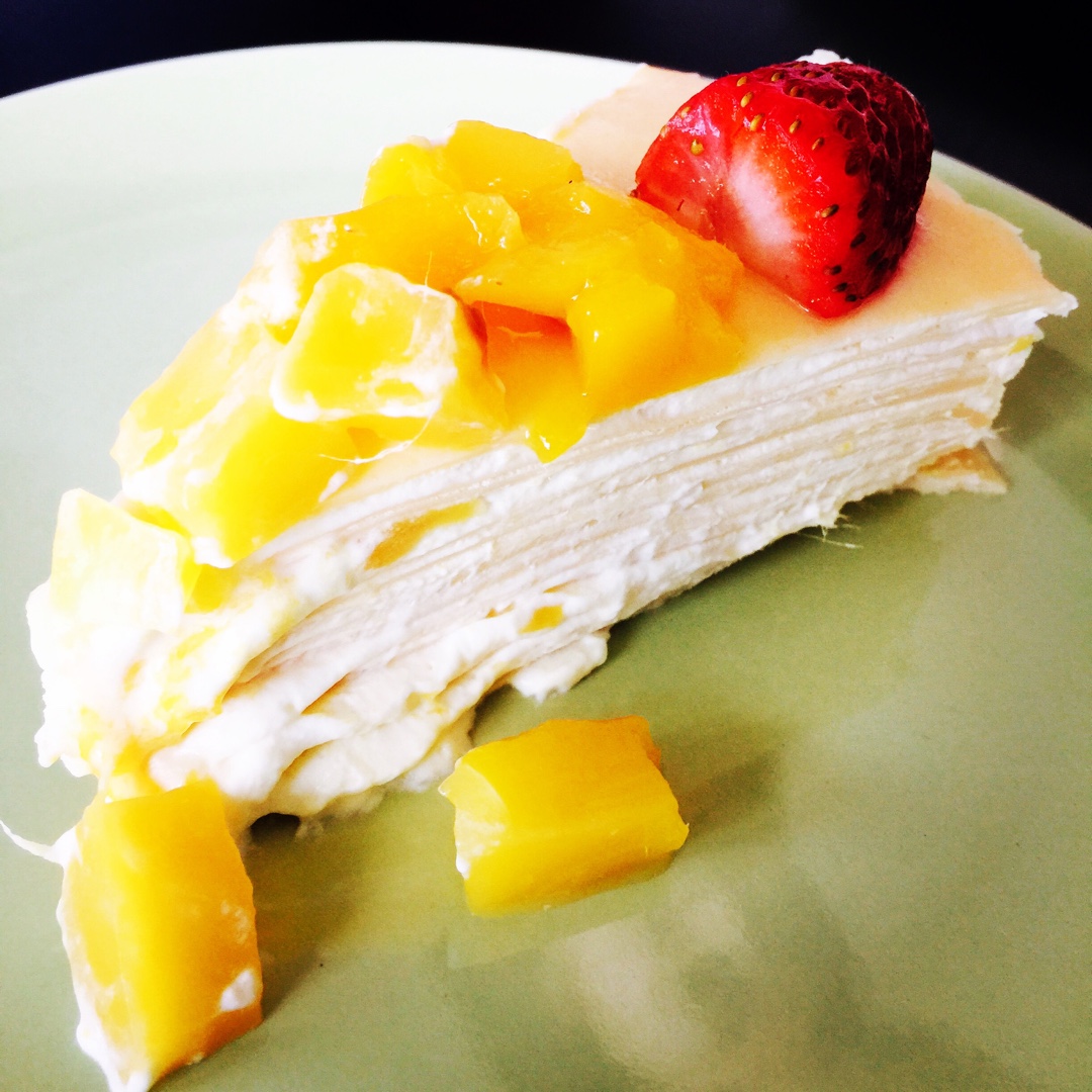 芒果班戟+港式奶茶