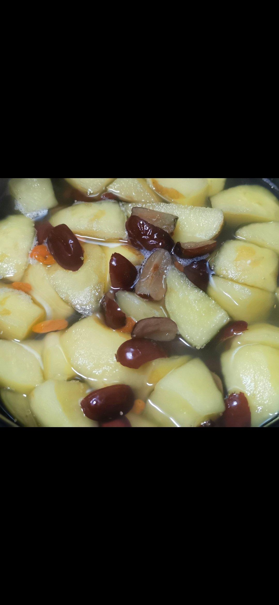 super朱朱做的具有保健功效的煮苹果苹果汤