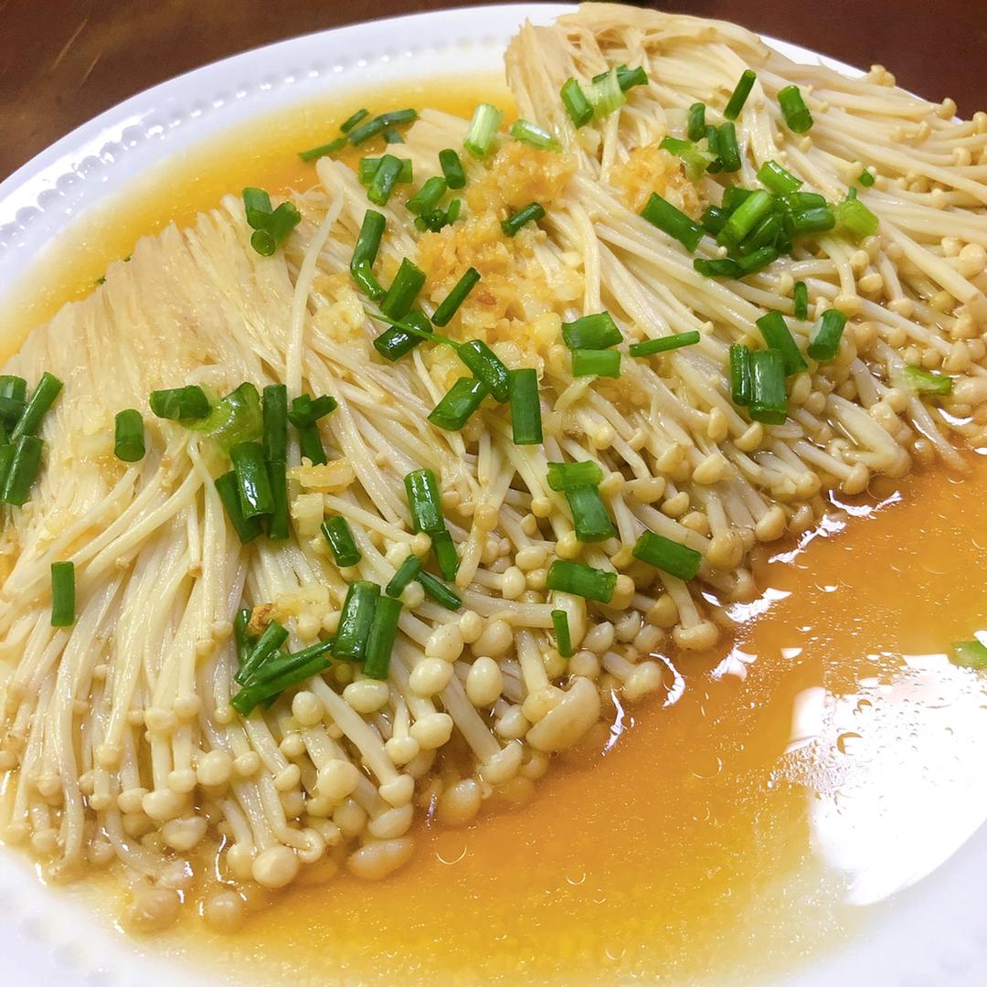 蒜蓉蒸金针菇