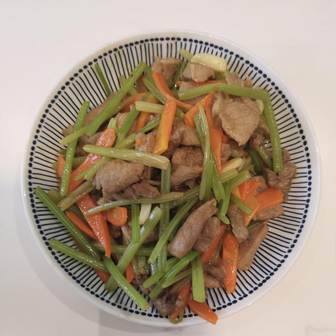 西芹胡萝卜牛柳
