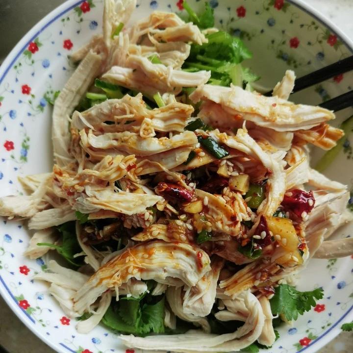 夏日减肥可以吃的肉:凉拌鸡丝