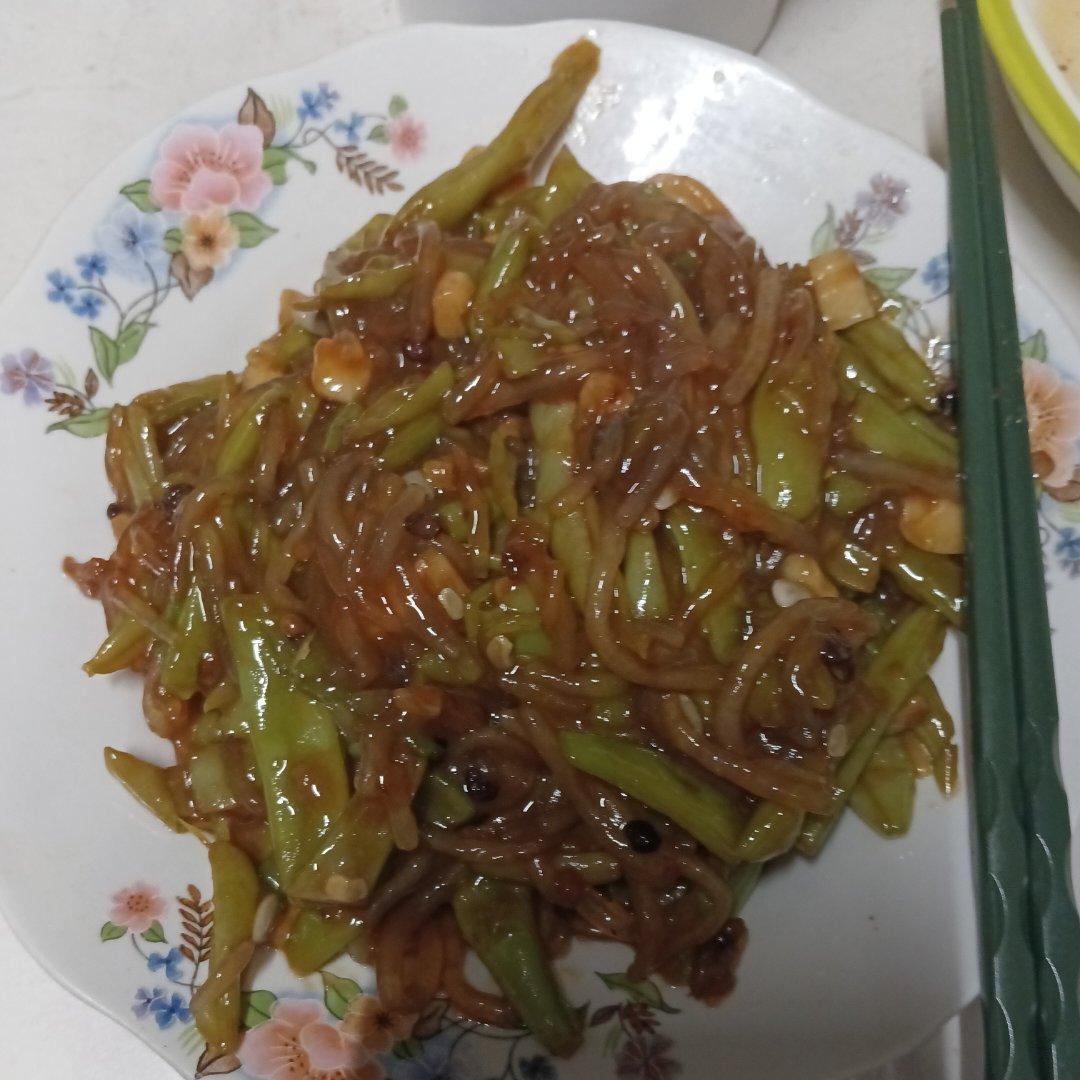 不吃不知道，一吃吓一跳的蒜香素炒豆角