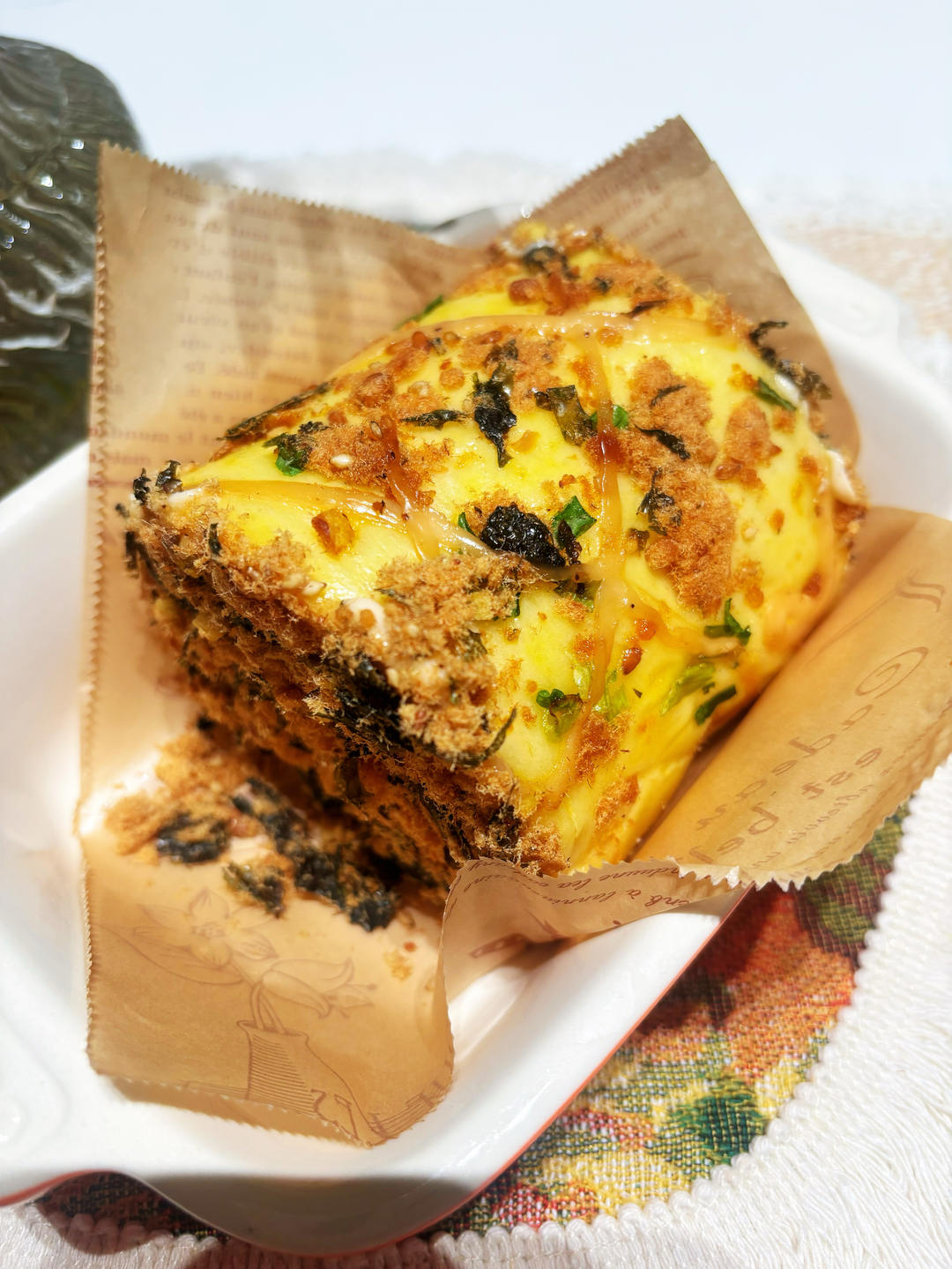 香葱肉松面包卷