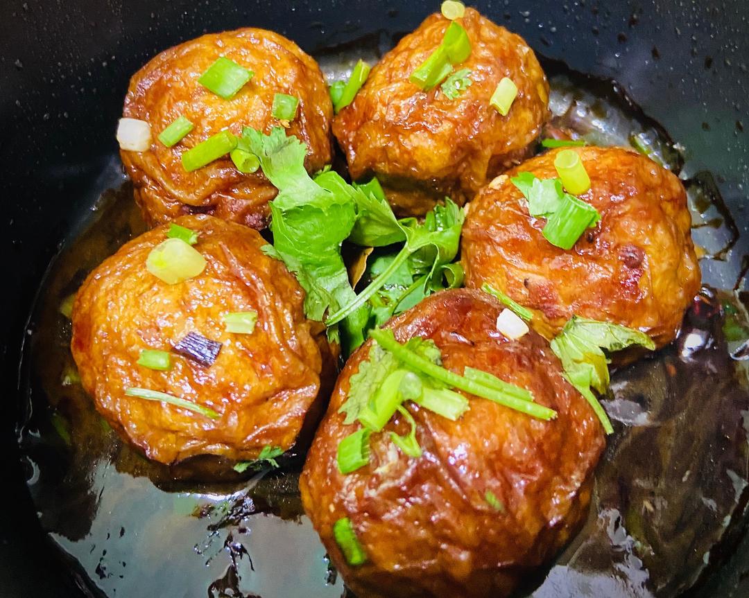 零难度！好吃又下饭！厨房小白也能轻松搞定！高颜值菜式——面筋塞肉