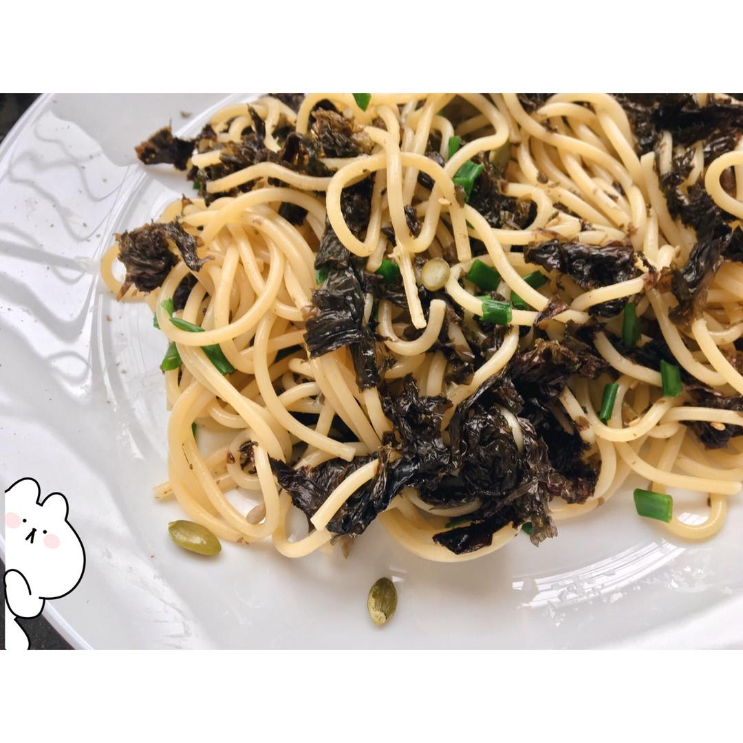 紫菜炒意面
