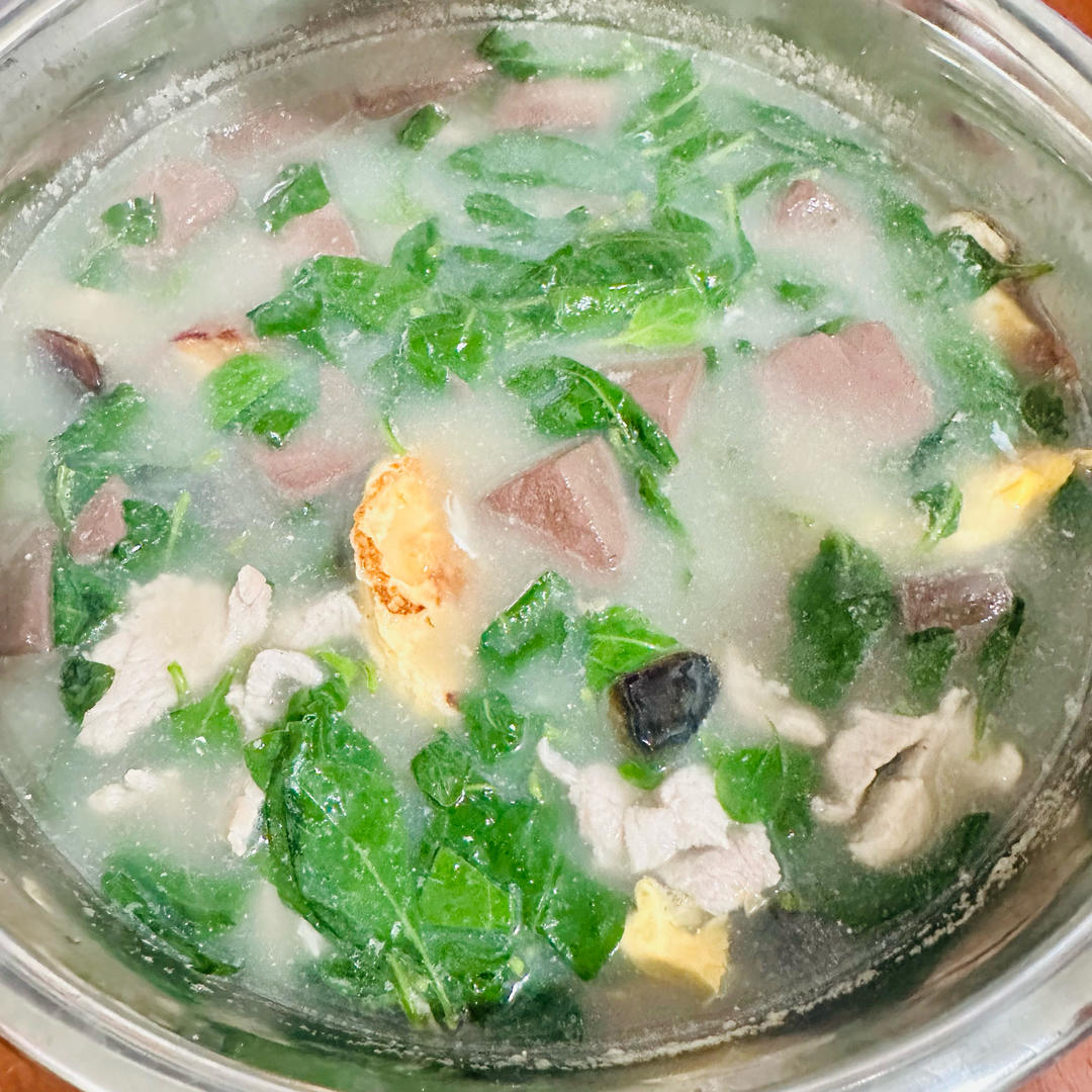 夏季快手靓汤～生滚枸杞汤