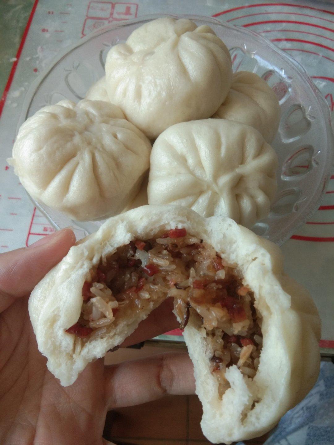 糯米馅包子【视频】「瞭望角的厨房」