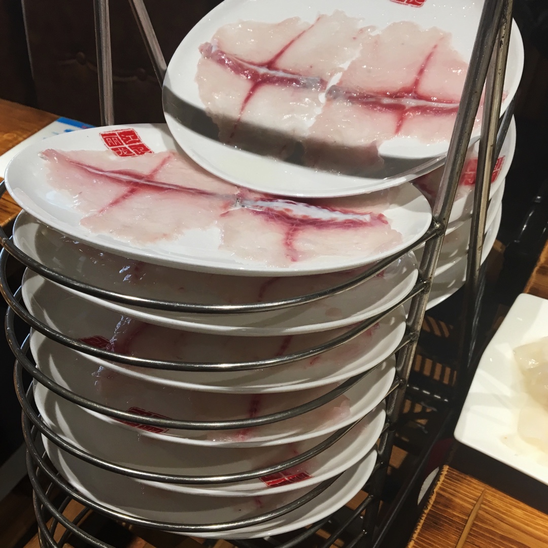 ||贪食记||  
我想再长出一个胃😈