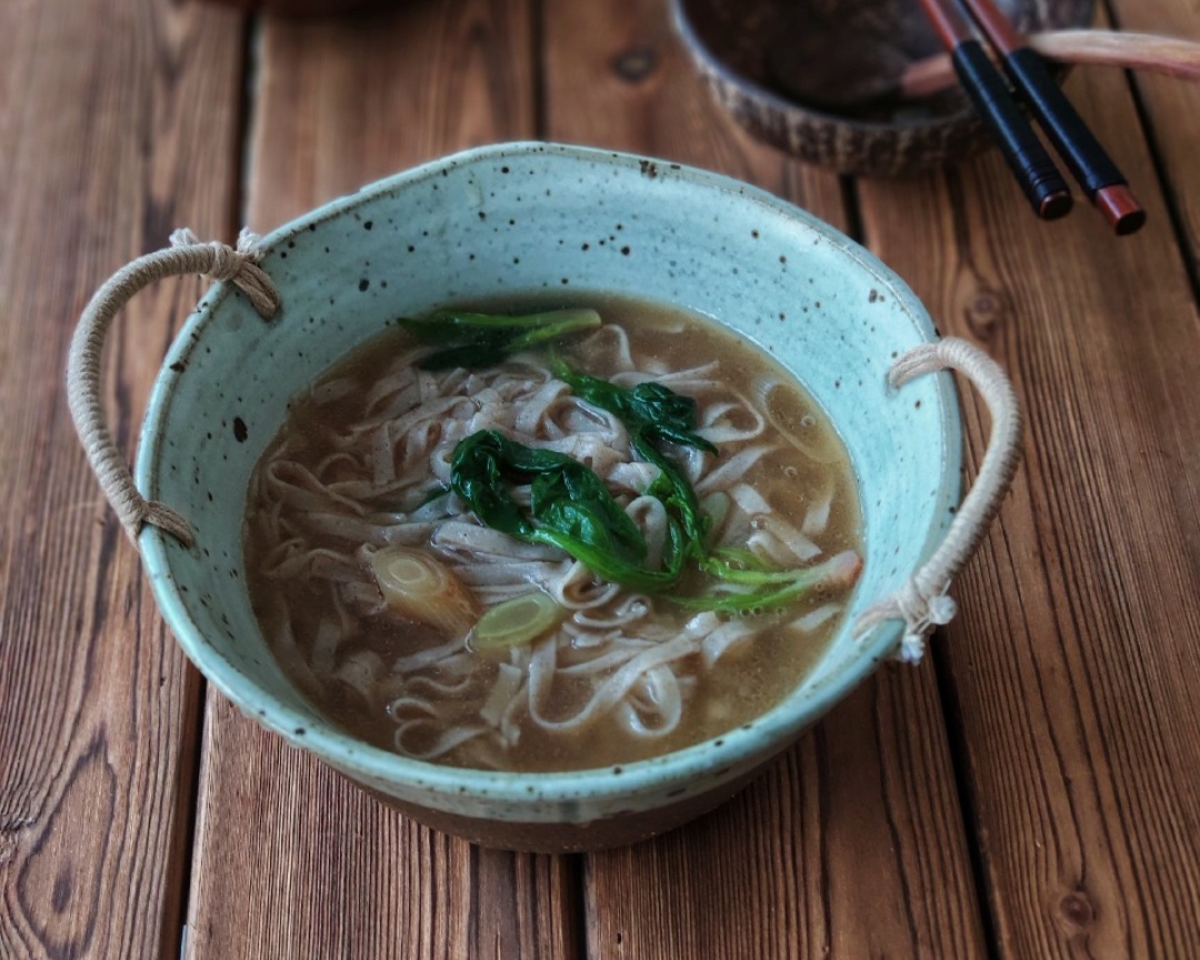炝锅豇豆面汤的做法