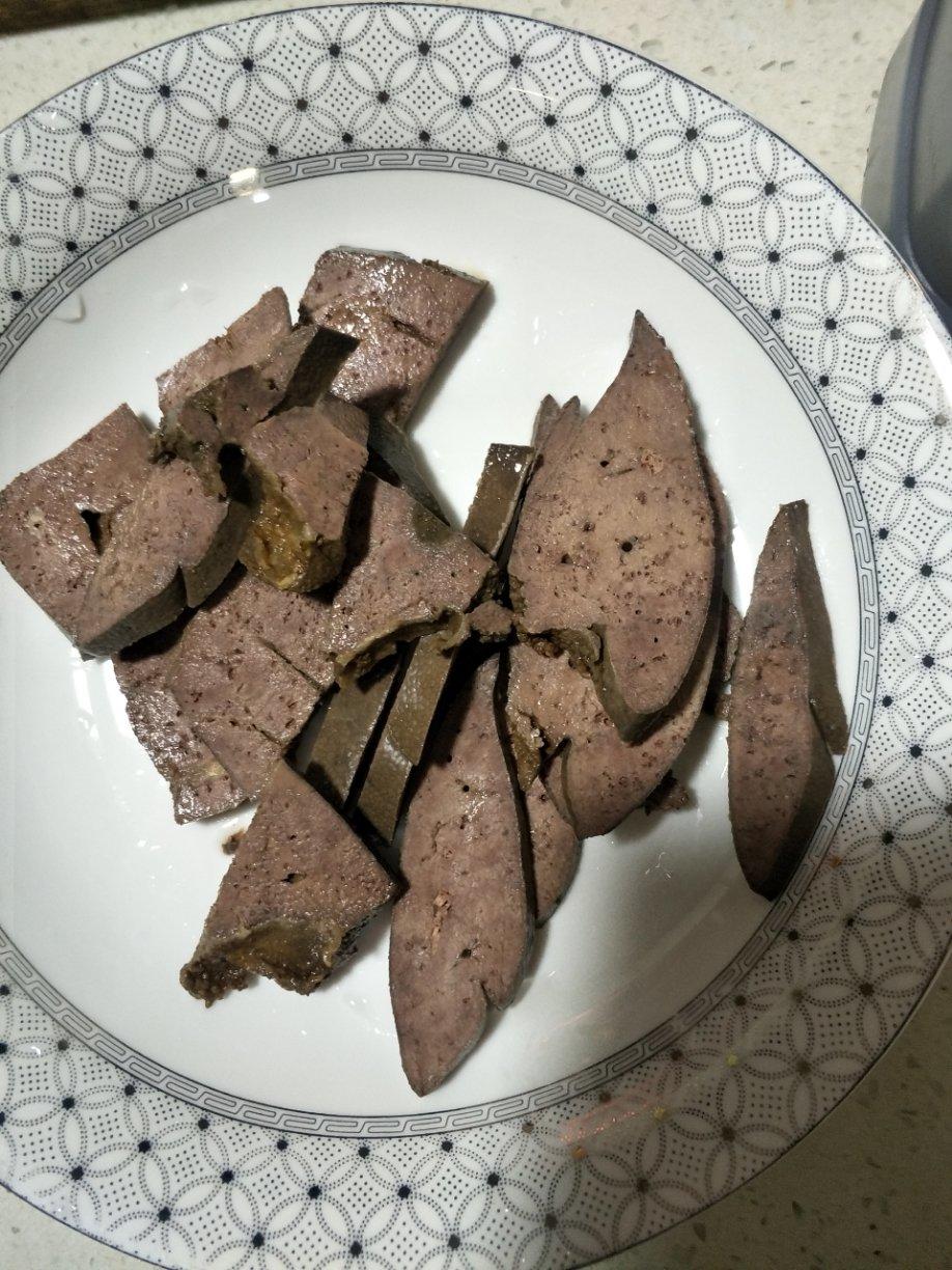 卤猪肝