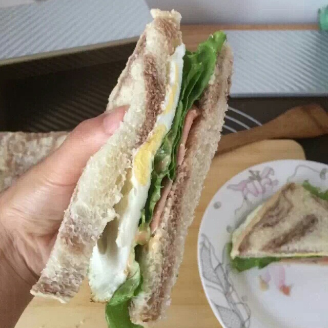 一片面包的三明治
