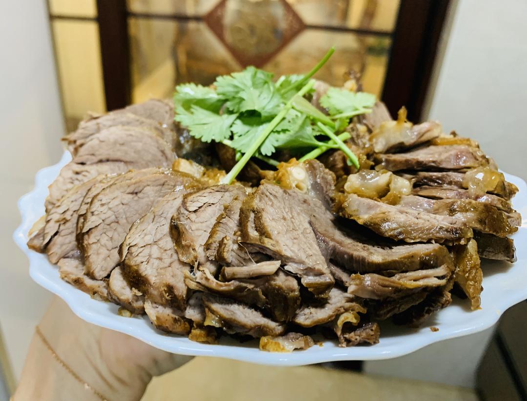 卤牛肉