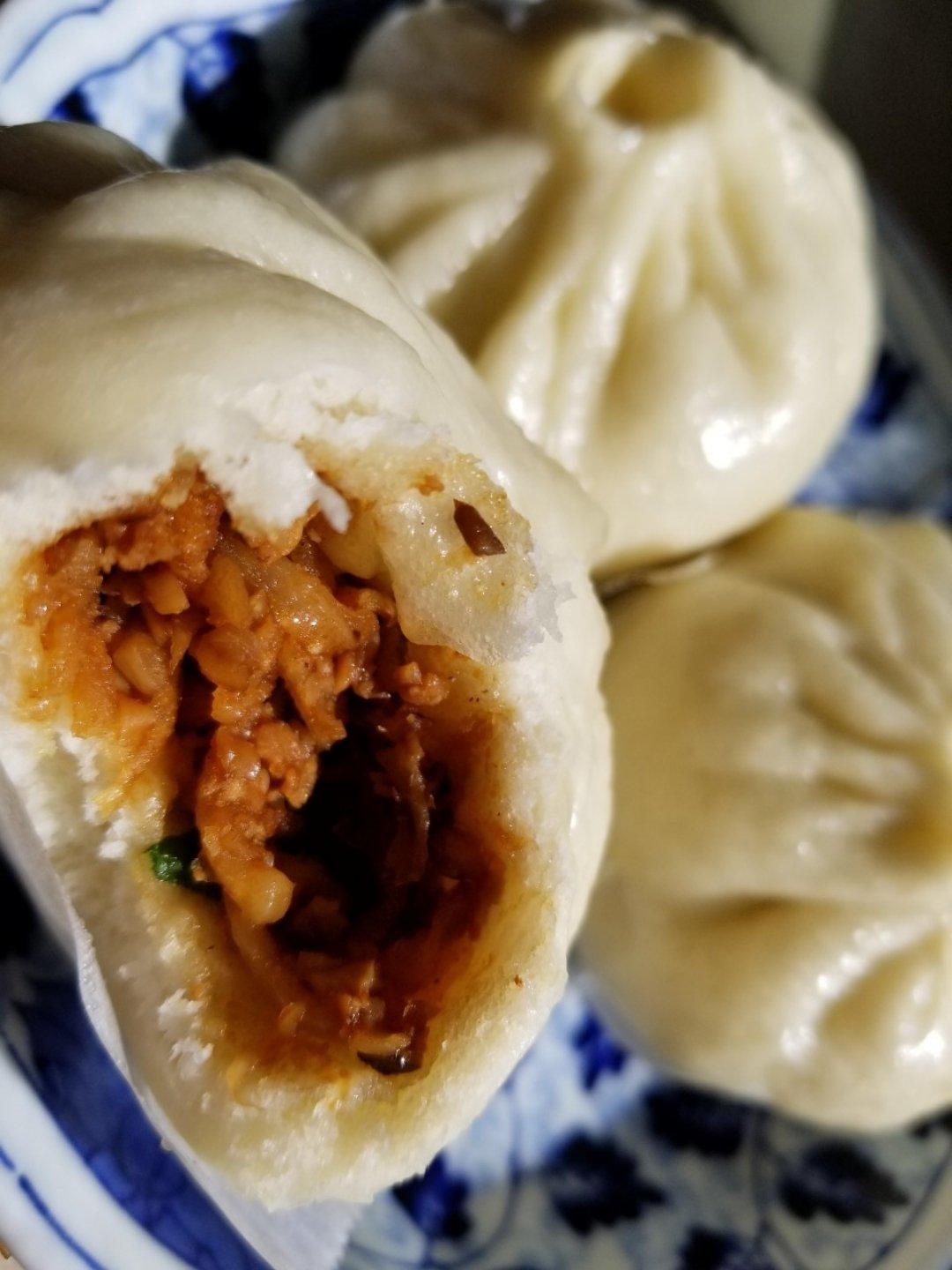 萝卜丝鲜肉包